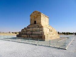 Iran day 9 Shiraz to Isfahan-15a.jpg Iran day 9 Shiraz to Isfahan-15a.jpg