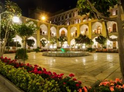 Iran day 11 Isfahan day 1-94a.jpg Iran day 11 Isfahan day 1-94a.jpg