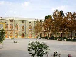 Iran day 14 Tehran-1a.jpg Iran day 14 Tehran-1a.jpg