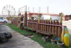 b3.JPG b3.JPG