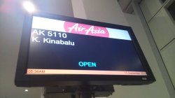 AirAsia KLIA2 Gate board.jpg AirAsia KLIA2 Gate board.jpg