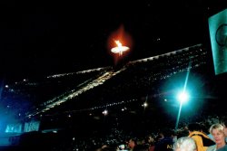 Syd2000 Opining flame lit.jpg