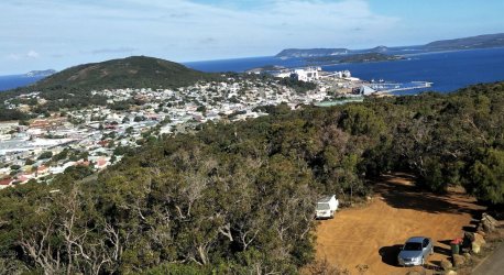 Albany3.jpg Albany3.jpg