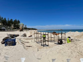 Sculpture2.jpg Sculpture2.jpg