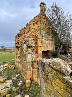 House 2.JPG House 2.JPG