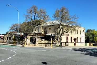 Lunch3.jpg Lunch3.jpg