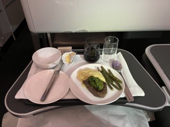Qantas Business Class Beef Main.jpeg Qantas Business Class Beef Main.jpeg