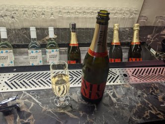 PXL_20220802_223525490.jpg PXL_20220802_223525490.jpg