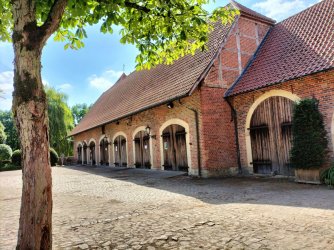 Burg5.jpg Burg5.jpg