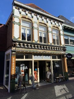 B4761587-9488-49C7-99AF-9C46F25E7431.jpeg B4761587-9488-49C7-99AF-9C46F25E7431.jpeg