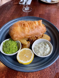 F187D5F7-31DA-4A33-B403-1F7CC195236E.jpeg F187D5F7-31DA-4A33-B403-1F7CC195236E.jpeg