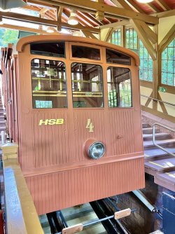 F2189225-434D-47FF-BDF4-59DB07BC93A9.jpeg F2189225-434D-47FF-BDF4-59DB07BC93A9.jpeg