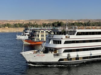 IMG_9742.JPG IMG_9742.JPG