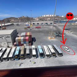 Limo with arrow.png Limo with arrow.png