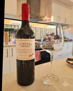 IMG_20230430_182842_726.jpg IMG_20230430_182842_726.jpg