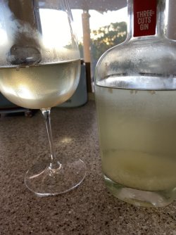 CF4EE3D0-F62E-4960-B188-71555268F5E7.jpeg CF4EE3D0-F62E-4960-B188-71555268F5E7.jpeg