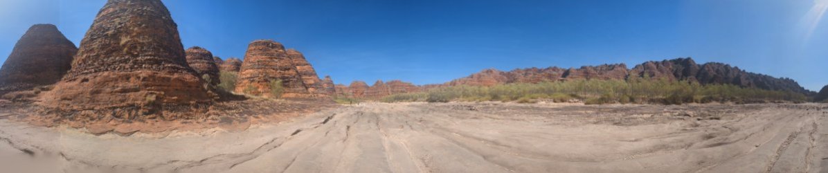 PXL_20230916_011702236.PANO.jpg PXL_20230916_011702236.PANO.jpg