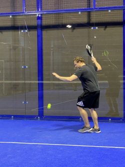 Padel 1.jpg Padel 1.jpg