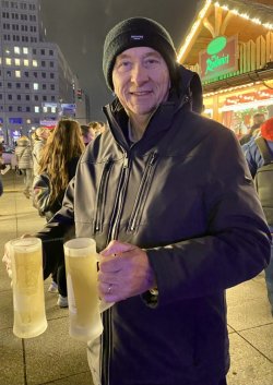 Weihnachstmarkt 3.jpg Weihnachstmarkt 3.jpg