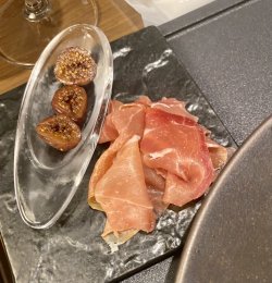 IMG_E9413.JPG IMG_E9413.JPG