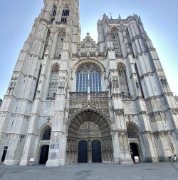 IMG_E9857.JPG IMG_E9857.JPG