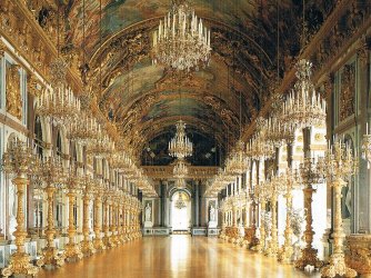 herrenmirrorroom.jpg herrenmirrorroom.jpg