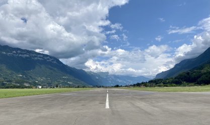 IMG_E0990.JPG IMG_E0990.JPG