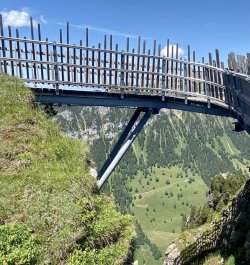 IMG_E1042.JPG IMG_E1042.JPG