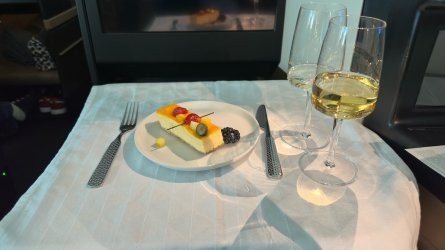 EY462_0733.jpeg EY462_0733.jpeg