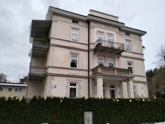 b80.jpg b80.jpg