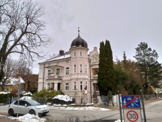 b81.jpg b81.jpg