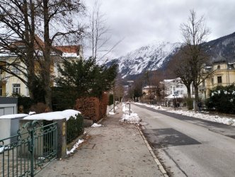 b83.jpg b83.jpg