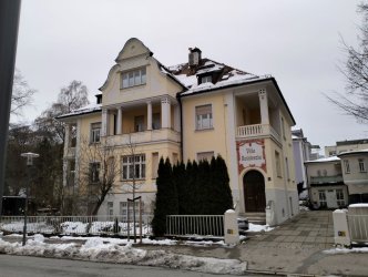 b84.jpg b84.jpg