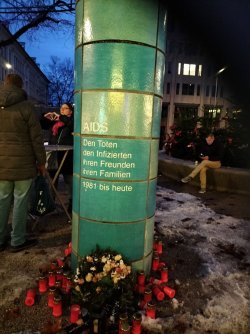 m63.jpg m63.jpg