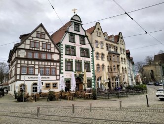 e47.jpg e47.jpg