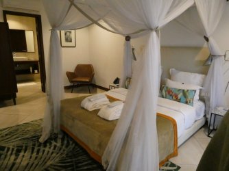 PANA3464 (Custom).JPG PANA3464 (Custom).JPG