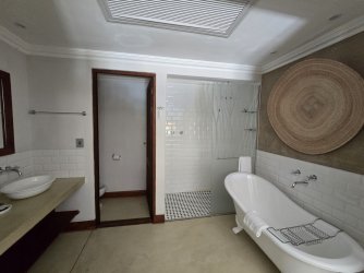 20240804_135912.jpg 20240804_135912.jpg