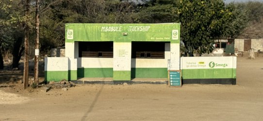 IMG_E2106.JPG IMG_E2106.JPG