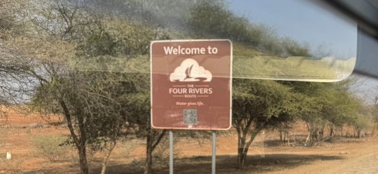 IMG_E2251.JPG IMG_E2251.JPG