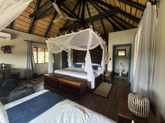 IMG_2285.JPG IMG_2285.JPG