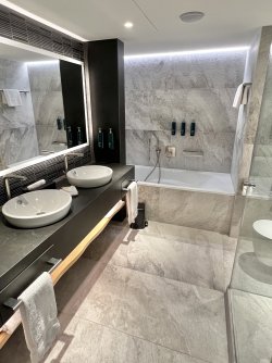 IMG_7885.jpeg IMG_7885.jpeg