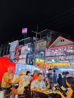 IMG_20241013_194026137_HDR_AE.jpg IMG_20241013_194026137_HDR_AE.jpg