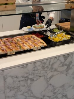 PXL_20241202_193828838.jpg PXL_20241202_193828838.jpg