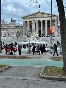 IMG_7356.JPG IMG_7356.JPG