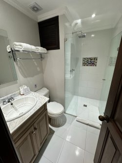 IMG_8861.JPG IMG_8861.JPG