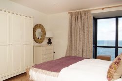 28960040.jpg 28960040.jpg