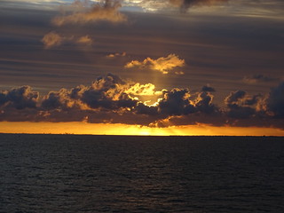 29470882866_75a232bb74_n.jpg