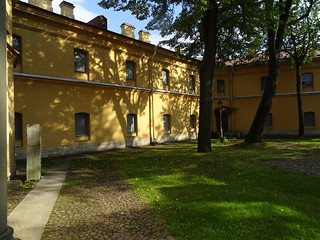 28524946324_40bda1acef_n.jpg