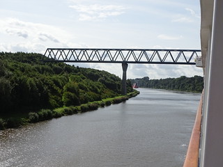 29424676981_f293e7713d_n.jpg